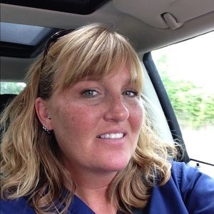 Meet your Posher, Shana